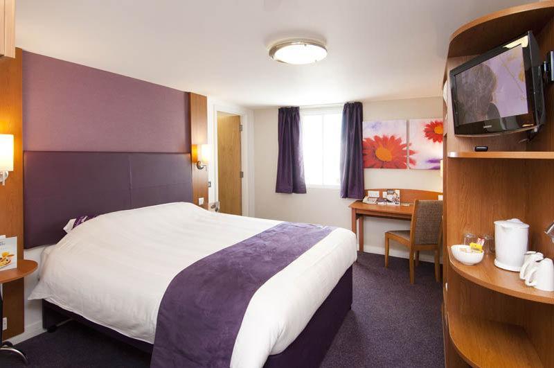 Premier Inn Bristol East Emersons Green Coalpit Heath Екстер'єр фото